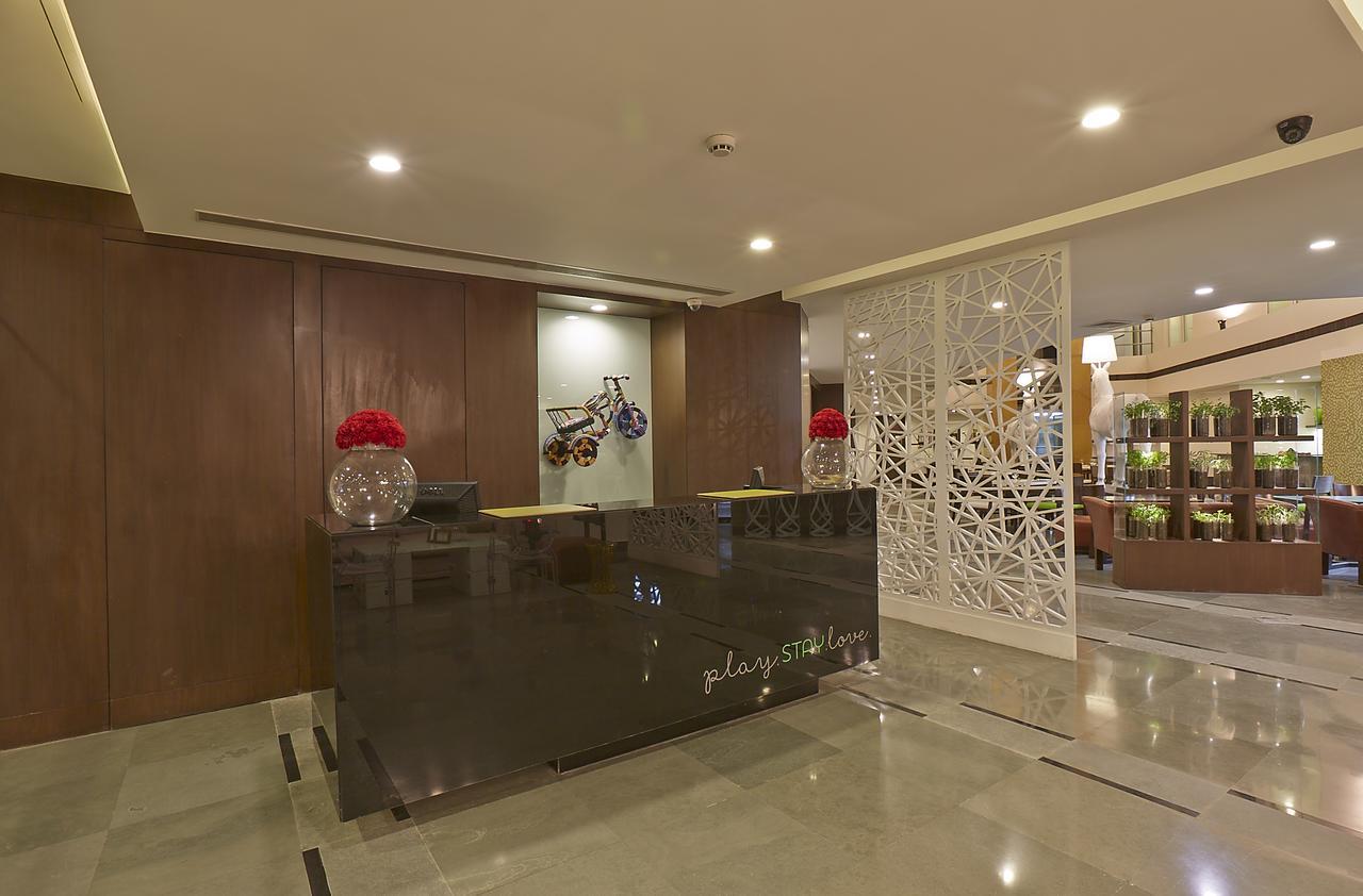 K10 Hotel Vadodara Luaran gambar
