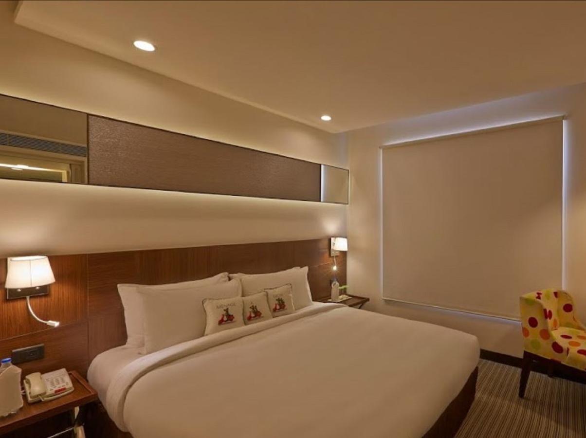 K10 Hotel Vadodara Luaran gambar