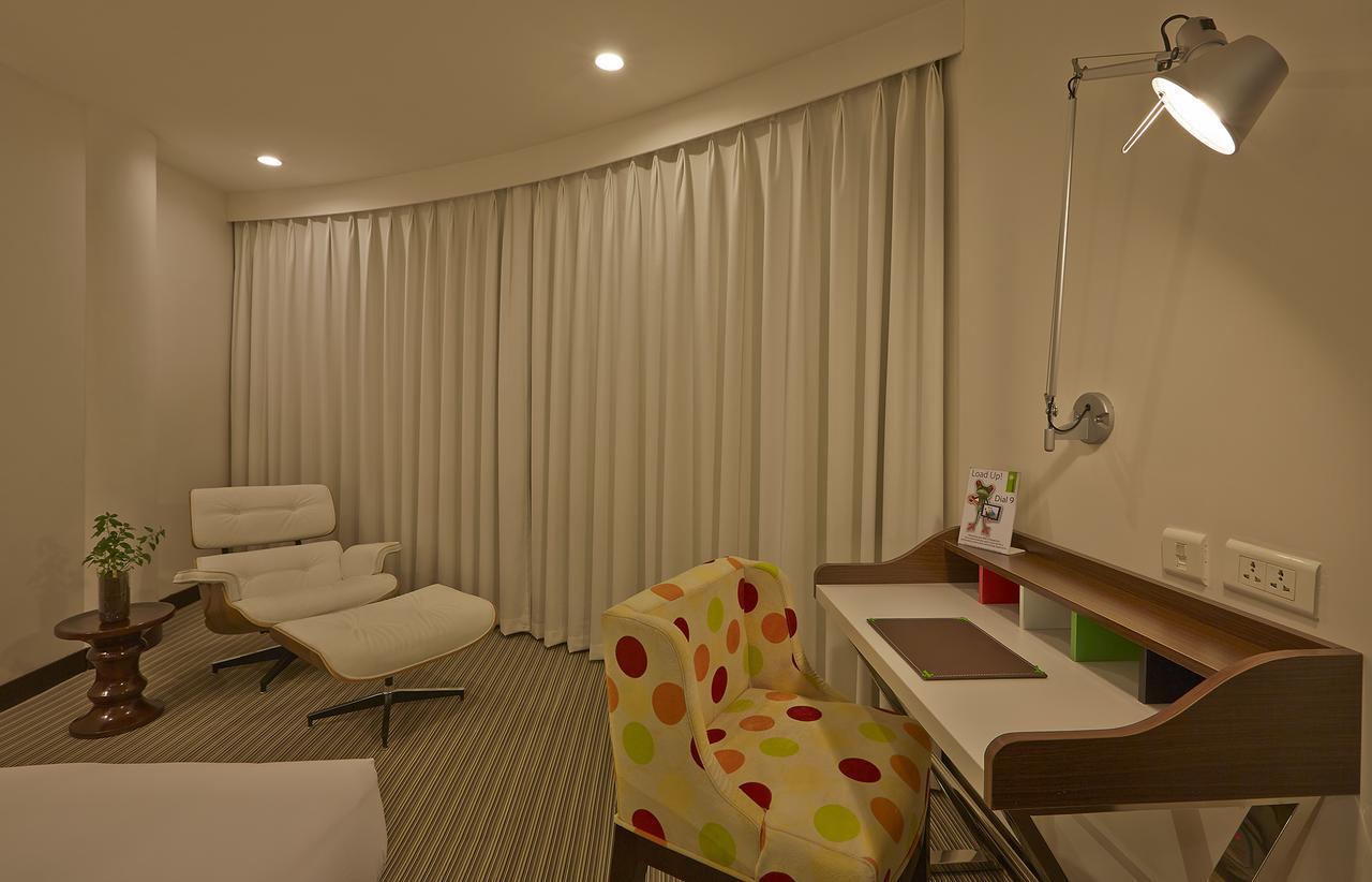 K10 Hotel Vadodara Luaran gambar